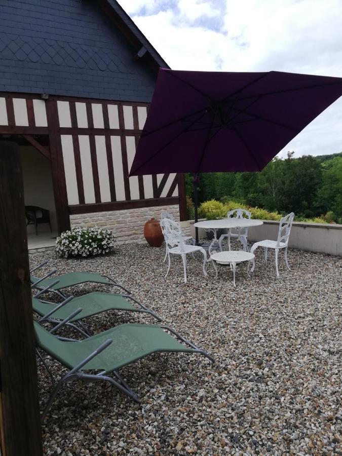 Gîte de charme à la cour Saint-Jean  Vieux-Bourg Extérieur photo